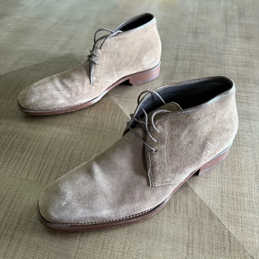 Men's Taupe Suede Chukka Boots